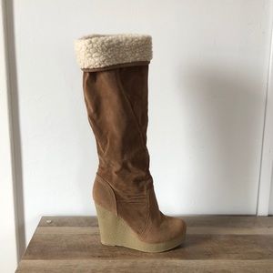 Dollhouse brown suede and Sherpa wedged boots